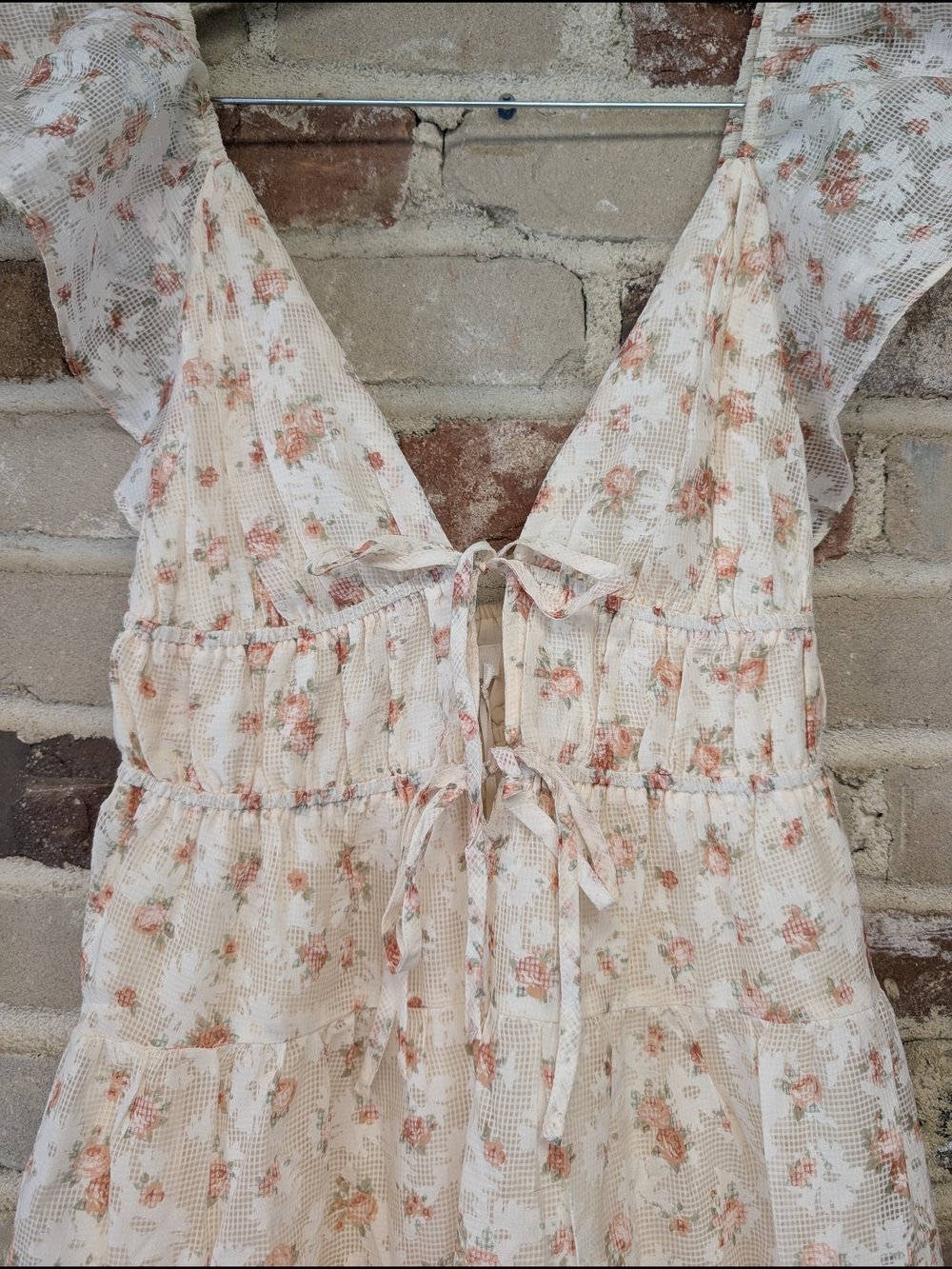 Storia Cream Maxi Dress with Peach Floral Print - Picture 3 of 4